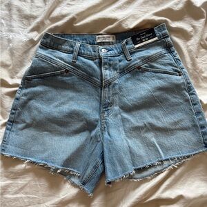 Abercrombie & Fitch curve love dad short